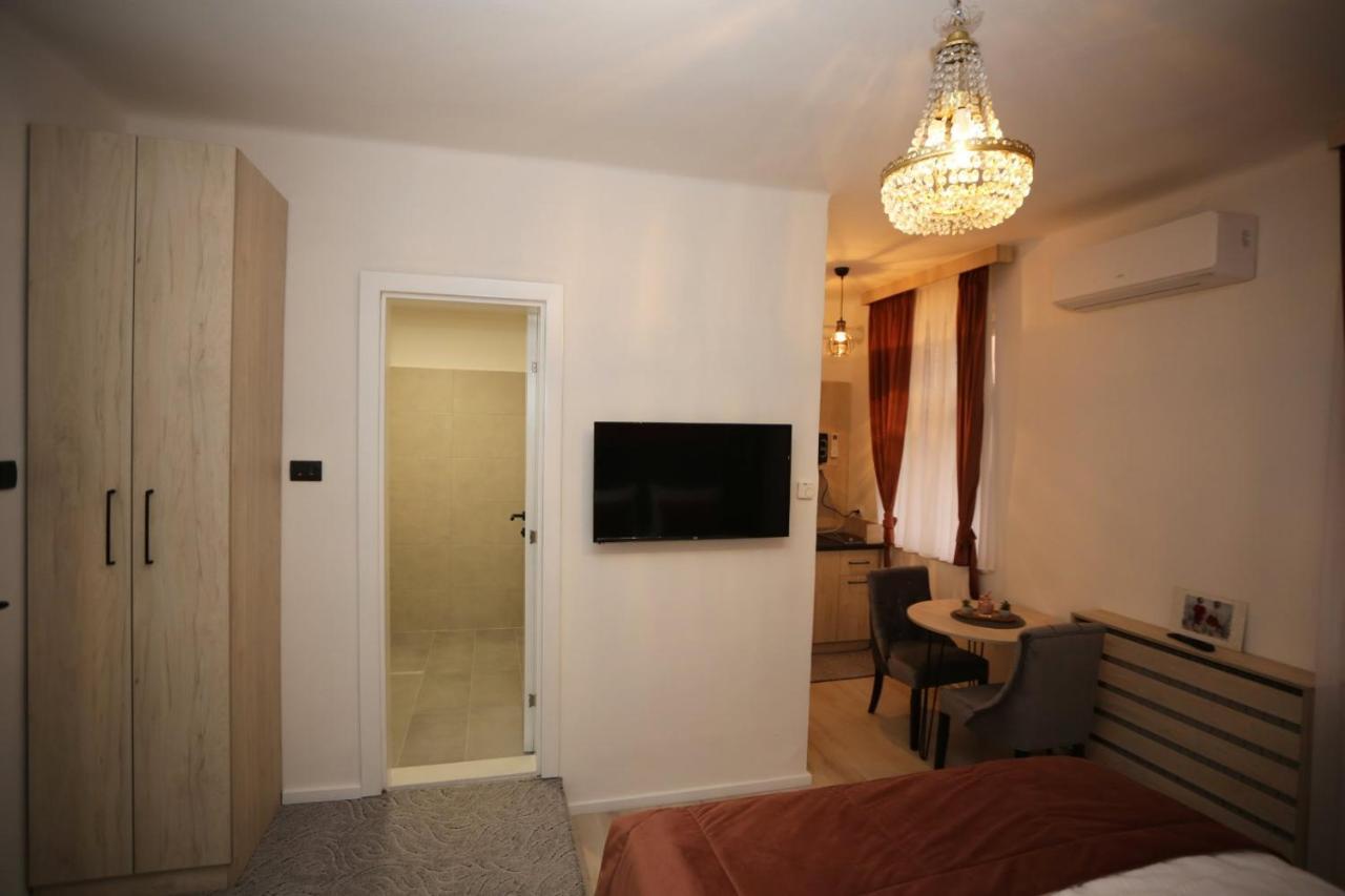 Apartments Artee Free Garage Parking Sarajevo Exterior photo
